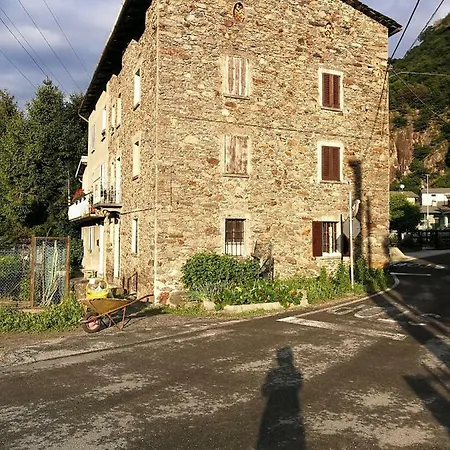 Vecchia Casa Edera Guest house
